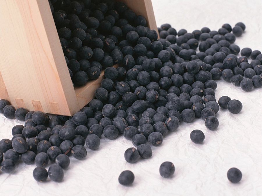 Black beans prepared for a baby